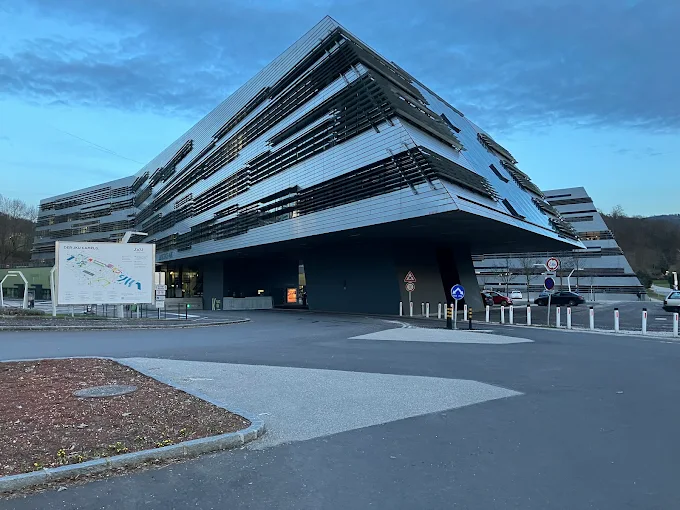 Spritzgussmaschinen in der LIT Factory